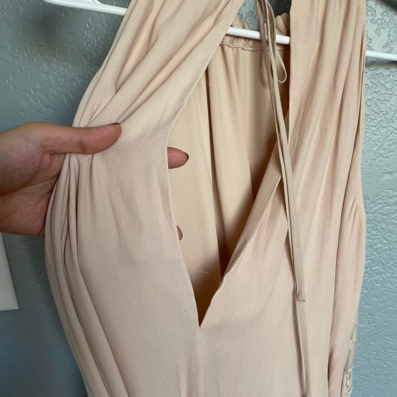 F21 Contemporary lace detail halter dress - Picture 3 of 3